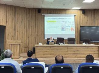 كلية النهضة تقيم محاضرة عن آليات النشر العلمي